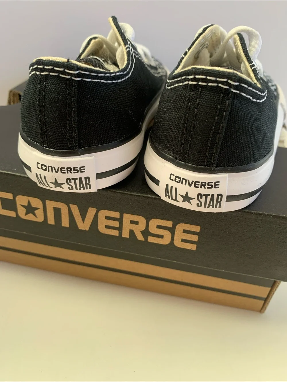 Converse classic low
